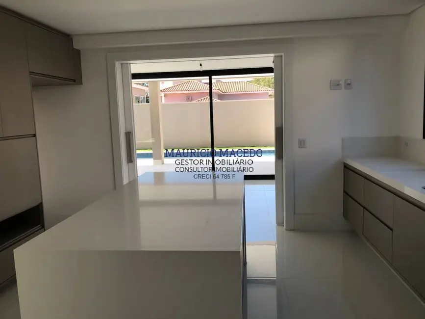 Foto 3 de Casa com 4 quartos à venda, 560m2 em Alphaville Residencial Um, Barueri - SP