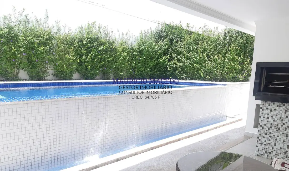 Casa com 5 quartos à venda, 440m2 em Alphaville, Santana De Parnaiba - SP - imagem 3 Foto 3 de Casa com 5 quartos à venda, 440m2 em Alphaville, Santana De Parnaiba - SP