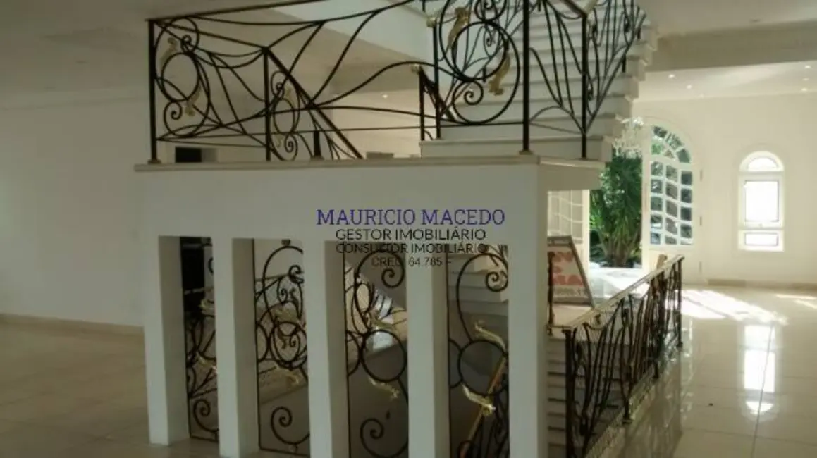 Casa com 5 quartos à venda e para alugar, 1928m2 em Barueri - SP - imagem 7 Foto 7 de Casa com 5 quartos à venda e para alugar, 1928m2 em Barueri - SP