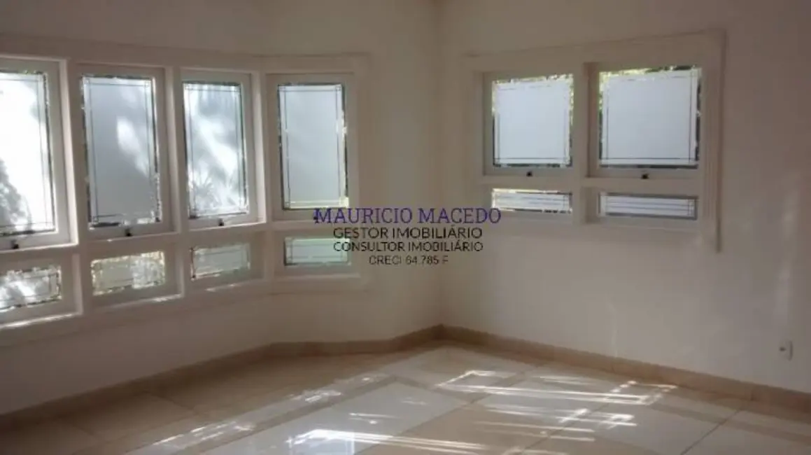 Casa com 5 quartos à venda e para alugar, 1928m2 em Barueri - SP - imagem 9 Foto 9 de Casa com 5 quartos à venda e para alugar, 1928m2 em Barueri - SP