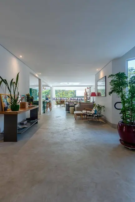 Casa com 6 quartos à venda, 522m2 em Morada das Flores (Aldeia da Serra), Santana De Parnaiba - SP - imagem 4 Foto 4 de Casa com 6 quartos à venda, 522m2 em Morada das Flores (Aldeia da Serra), Santana De Parnaiba - SP