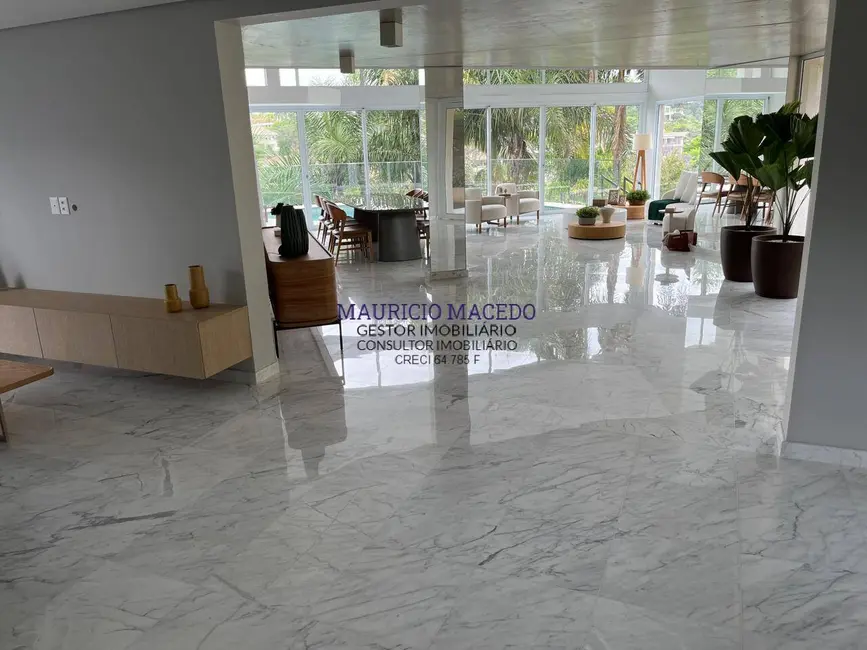 Foto 8 de Casa com 4 quartos à venda, 1500m2 em Barueri - SP