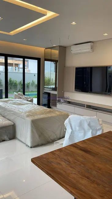 Foto 4 de Casa com 3 quartos à venda, 450m2 em Paiol Velho, Santana De Parnaiba - SP