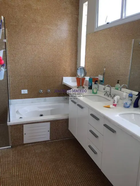 Foto 8 de Casa com 4 quartos à venda, 300m2 em Alphaville, Santana De Parnaiba - SP