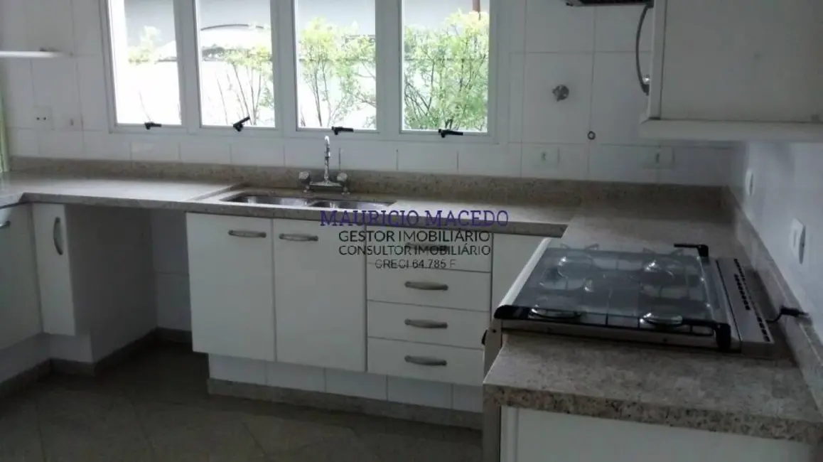 Foto 3 de Casa com 4 quartos para alugar, 560m2 em Alphaville Residencial Dois, Barueri - SP