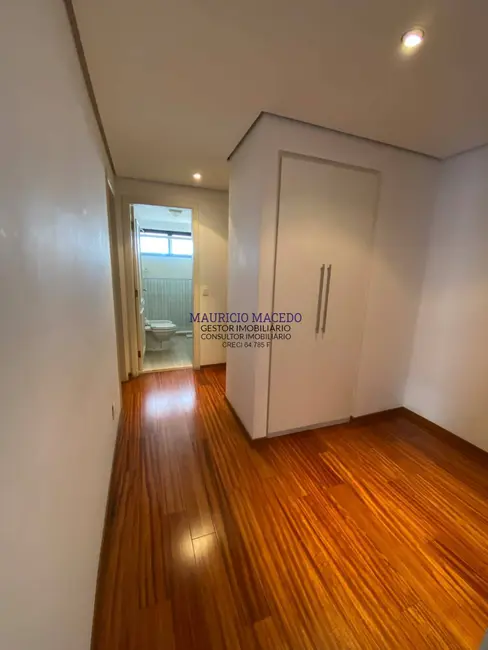 Foto 9 de Apartamento com 3 quartos à venda, 215m2 em Barueri - SP