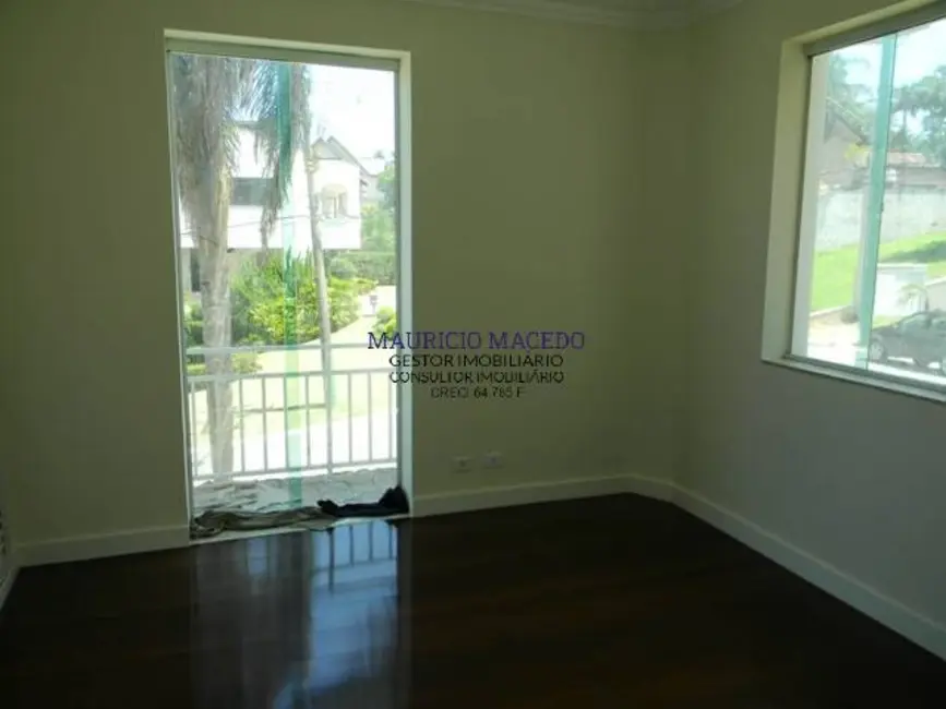 Casa com 5 quartos para alugar, 480m2 em Alphaville, Santana De Parnaiba - SP - imagem 2 Foto 2 de Casa com 5 quartos para alugar, 480m2 em Alphaville, Santana De Parnaiba - SP