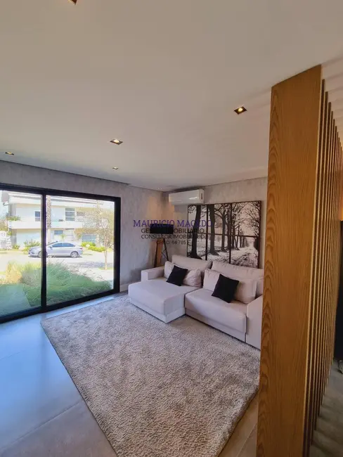 Foto 3 de Casa com 4 quartos à venda, 525m2 em Santana De Parnaiba - SP