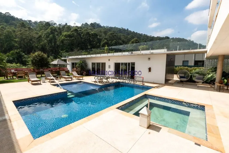 Foto 5 de Casa com 4 quartos à venda e para alugar, 1900m2 em Barueri - SP