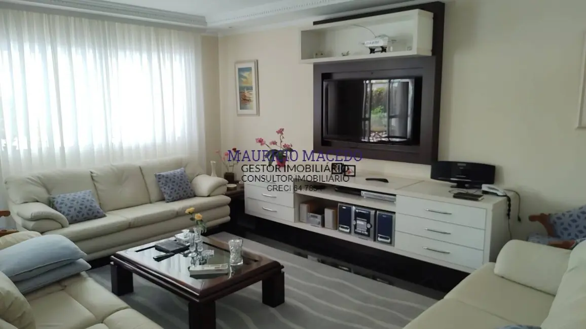 Casa com 4 quartos para alugar, 560m2 em Alphaville Residencial Dois, Barueri - SP - imagem 4 Foto 4 de Casa com 4 quartos para alugar, 560m2 em Alphaville Residencial Dois, Barueri - SP