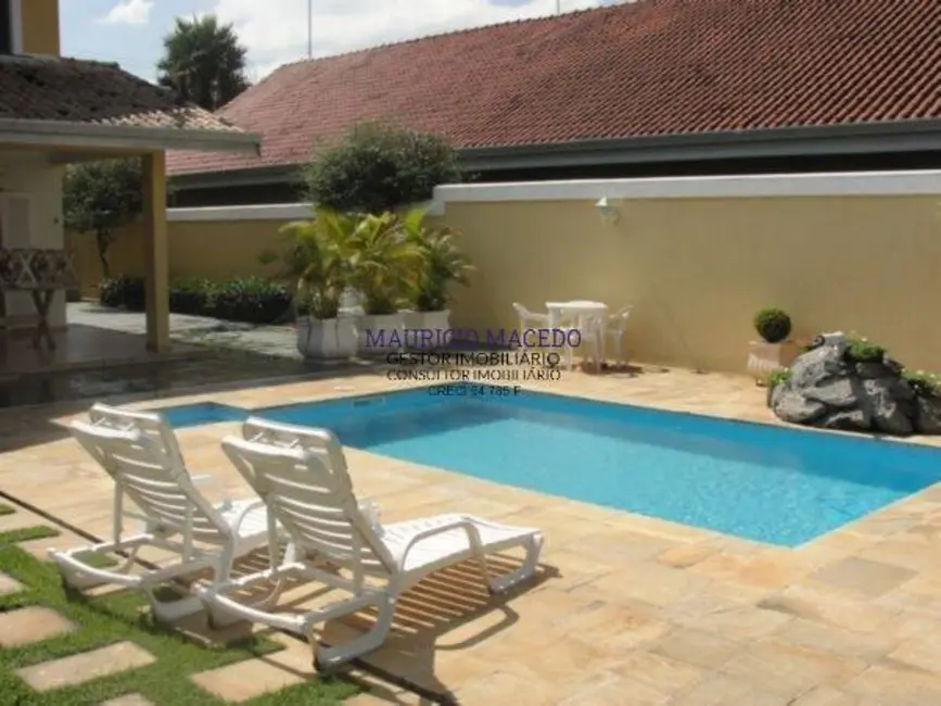 Foto 2 de Casa com 3 quartos à venda e para alugar, 587m2 em Barueri - SP