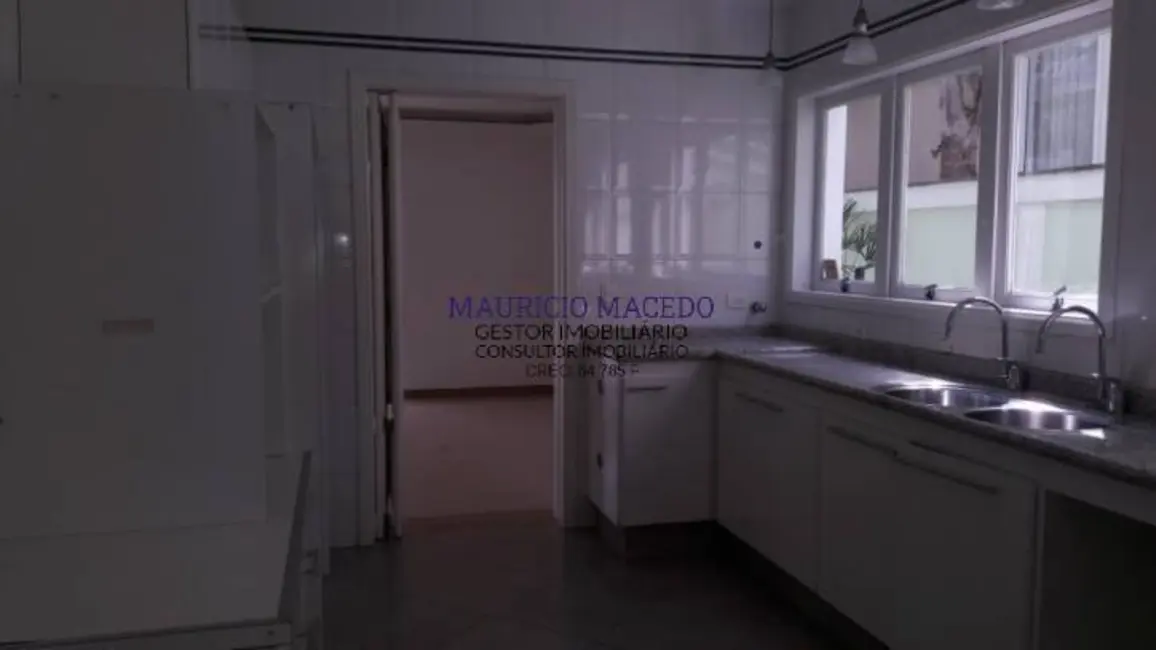 Foto 9 de Casa com 4 quartos à venda e para alugar, 600m2 em Barueri - SP