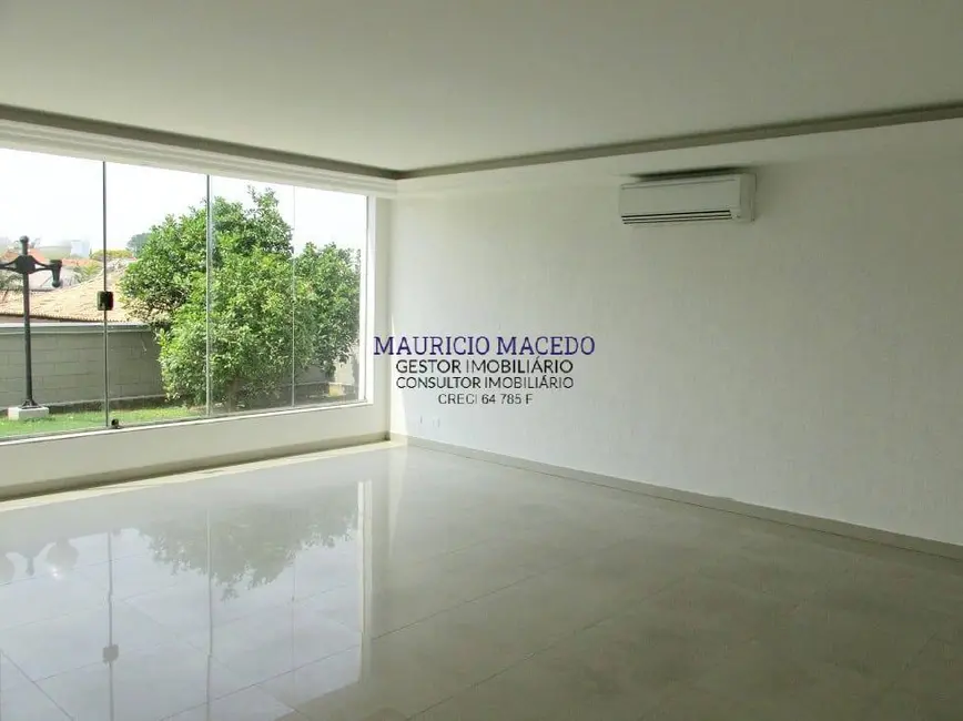 Casa com 4 quartos à venda e para alugar, 850m2 em Alphaville, Santana De Parnaiba - SP - imagem 6 Foto 6 de Casa com 4 quartos à venda e para alugar, 850m2 em Alphaville, Santana De Parnaiba - SP