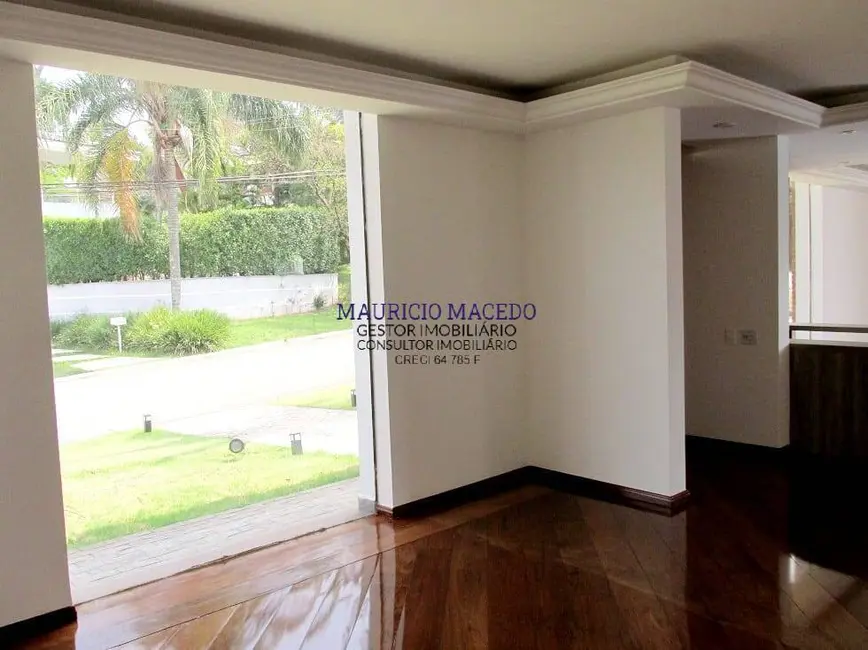 Casa com 4 quartos à venda e para alugar, 850m2 em Alphaville, Santana De Parnaiba - SP - imagem 4 Foto 4 de Casa com 4 quartos à venda e para alugar, 850m2 em Alphaville, Santana De Parnaiba - SP