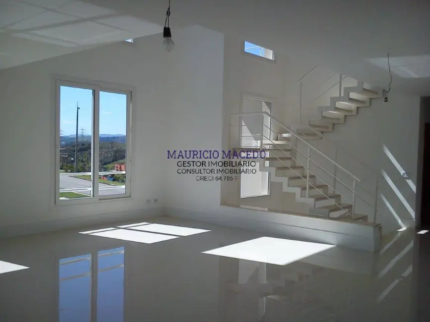 Casa com 4 quartos à venda e para alugar, 480m2 em Alphaville, Santana De Parnaiba - SP - imagem 4 Foto 4 de Casa com 4 quartos à venda e para alugar, 480m2 em Alphaville, Santana De Parnaiba - SP