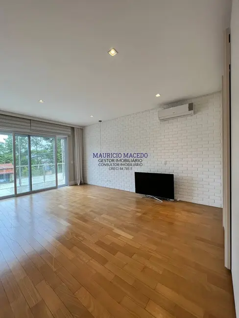 Casa com 4 quartos à venda, 738m2 em Alphaville, Santana De Parnaiba - SP - imagem 2 Foto 2 de Casa com 4 quartos à venda, 738m2 em Alphaville, Santana De Parnaiba - SP