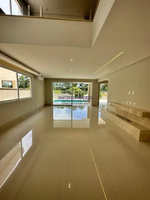 Foto 6 de Casa com 4 quartos à venda, 320m2 em Barueri - SP