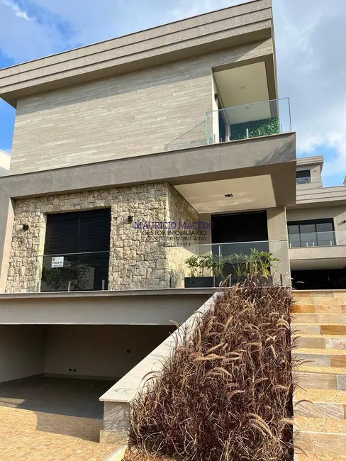 Casa com 4 quartos à venda, 570m2 em Alphaville, Santana De Parnaiba - SP - imagem 1 Foto 1 de Casa com 4 quartos à venda, 570m2 em Alphaville, Santana De Parnaiba - SP