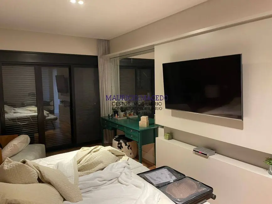 Foto 4 de Casa com 4 quartos à venda e para alugar, 595m2 em Tamboré, Santana De Parnaiba - SP