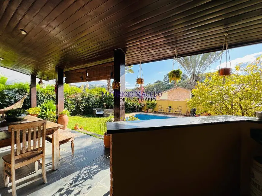 Foto 8 de Casa com 3 quartos para alugar, 360m2 em Alphaville, Santana De Parnaiba - SP