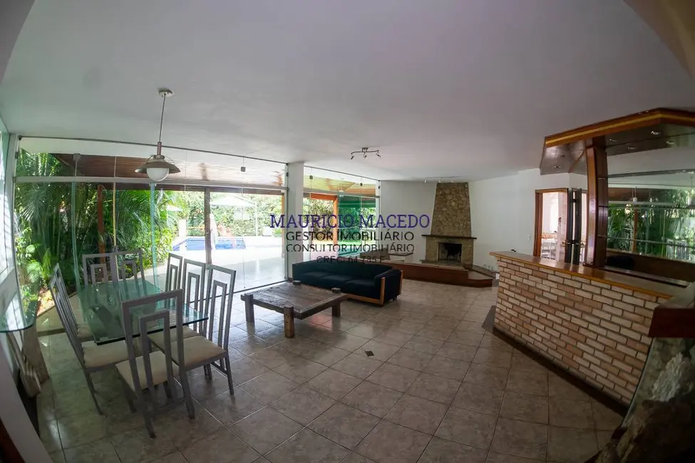 Casa com 5 quartos à venda e para alugar, 500m2 em Alphaville, Santana De Parnaiba - SP - imagem 4 Foto 4 de Casa com 5 quartos à venda e para alugar, 500m2 em Alphaville, Santana De Parnaiba - SP