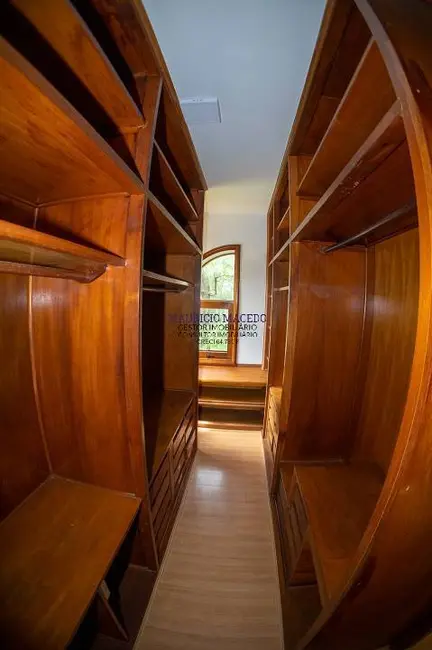 Casa com 5 quartos à venda e para alugar, 500m2 em Alphaville, Santana De Parnaiba - SP - imagem 2 Foto 2 de Casa com 5 quartos à venda e para alugar, 500m2 em Alphaville, Santana De Parnaiba - SP