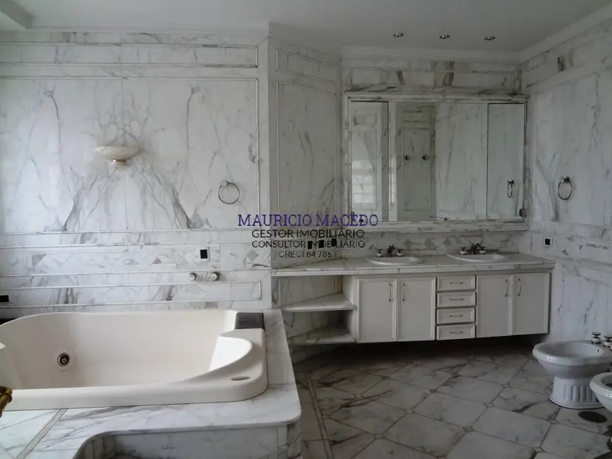 Foto 2 de Casa à venda e para alugar, 785m2 em Alphaville Residencial Dois, Barueri - SP