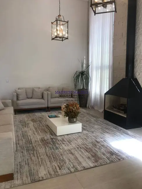 Casa com 3 quartos à venda, 780m2 em Tamboré, Santana De Parnaiba - SP - imagem 4 Foto 4 de Casa com 3 quartos à venda, 780m2 em Tamboré, Santana De Parnaiba - SP