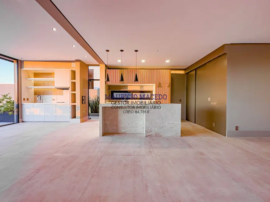 Casa com 4 quartos à venda, 500m2 em Alphaville, Santana De Parnaiba - SP - imagem 9 Foto 9 de Casa com 4 quartos à venda, 500m2 em Alphaville, Santana De Parnaiba - SP