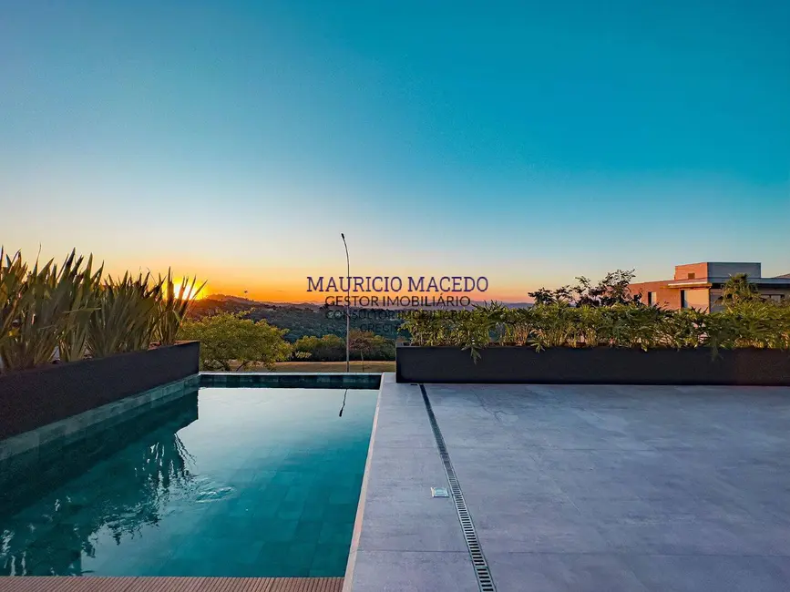 Casa com 4 quartos à venda, 500m2 em Alphaville, Santana De Parnaiba - SP - imagem 3 Foto 3 de Casa com 4 quartos à venda, 500m2 em Alphaville, Santana De Parnaiba - SP