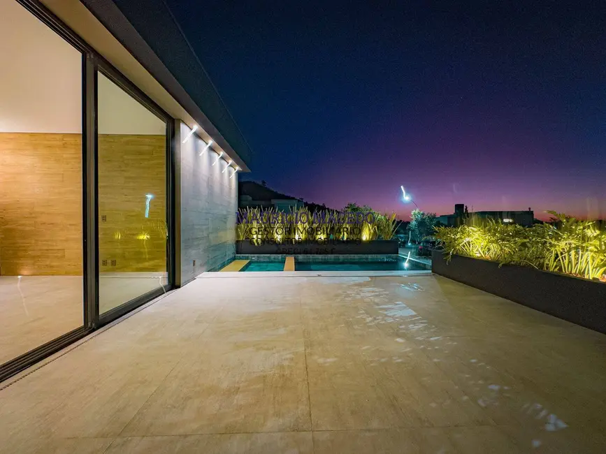 Casa com 4 quartos à venda, 500m2 em Alphaville, Santana De Parnaiba - SP - imagem 5 Foto 5 de Casa com 4 quartos à venda, 500m2 em Alphaville, Santana De Parnaiba - SP