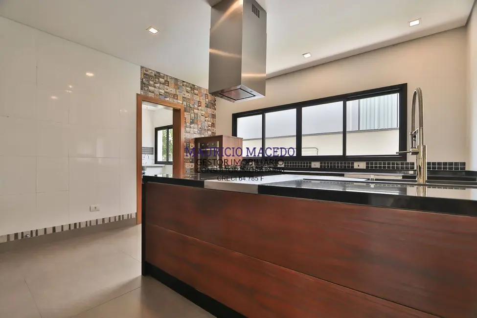 Foto 9 de Casa com 5 quartos à venda e para alugar, 450m2 em Tamboré, Santana De Parnaiba - SP