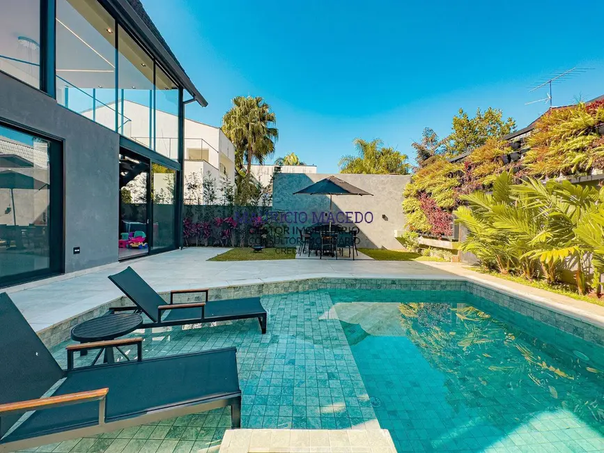 Foto 2 de Casa com 4 quartos à venda, 360m2 em Alphaville, Santana De Parnaiba - SP