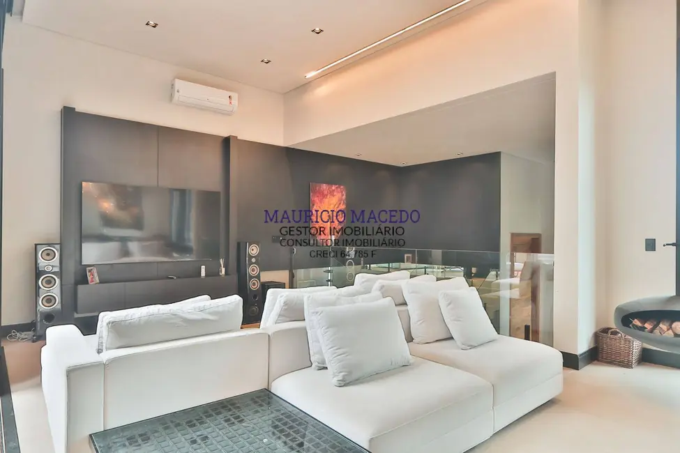 Casa com 4 quartos à venda, 500m2 em Alphaville, Santana De Parnaiba - SP - imagem 4 Foto 4 de Casa com 4 quartos à venda, 500m2 em Alphaville, Santana De Parnaiba - SP