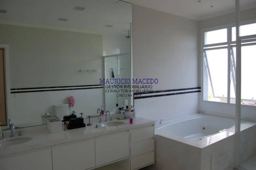 Casa com 4 quartos à venda, 471m2 em Alphaville, Santana De Parnaiba - SP - imagem 8 Foto 8 de Casa com 4 quartos à venda, 471m2 em Alphaville, Santana De Parnaiba - SP