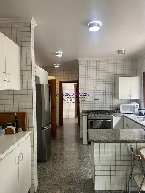 Casa com 4 quartos à venda, 395m2 em Barueri - SP - imagem 6 Foto 6 de Casa com 4 quartos à venda, 395m2 em Barueri - SP
