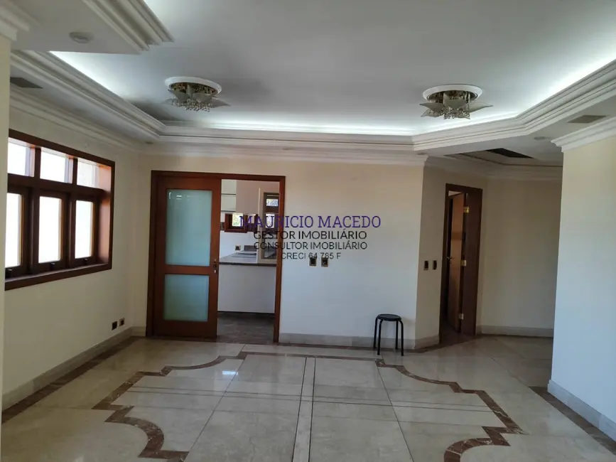 Casa com 4 quartos à venda, 576m2 em Alphaville, Santana De Parnaiba - SP - imagem 3 Foto 3 de Casa com 4 quartos à venda, 576m2 em Alphaville, Santana De Parnaiba - SP