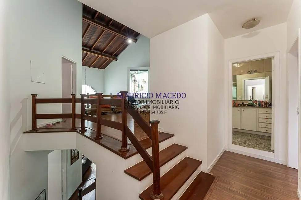 Casa com 4 quartos à venda e para alugar, 360m2 em Alphaville, Santana De Parnaiba - SP - imagem 8 Foto 8 de Casa com 4 quartos à venda e para alugar, 360m2 em Alphaville, Santana De Parnaiba - SP