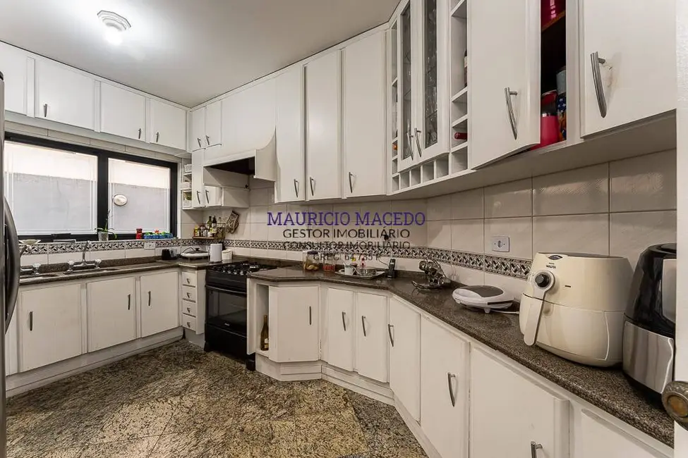 Casa com 4 quartos à venda e para alugar, 360m2 em Alphaville, Santana De Parnaiba - SP - imagem 5 Foto 5 de Casa com 4 quartos à venda e para alugar, 360m2 em Alphaville, Santana De Parnaiba - SP
