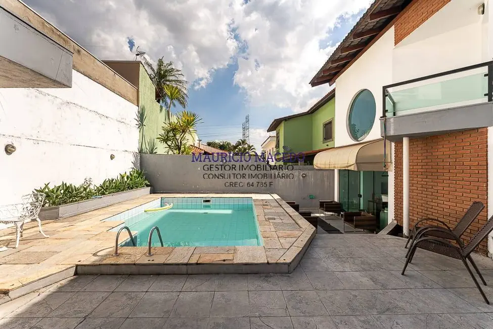 Casa com 4 quartos à venda e para alugar, 360m2 em Alphaville, Santana De Parnaiba - SP - imagem 4 Foto 4 de Casa com 4 quartos à venda e para alugar, 360m2 em Alphaville, Santana De Parnaiba - SP