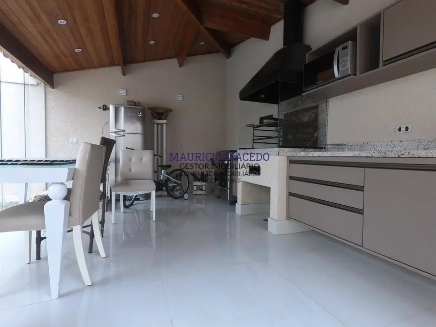 Foto 5 de Casa com 4 quartos para alugar, 360m2 em Alphaville, Santana De Parnaiba - SP