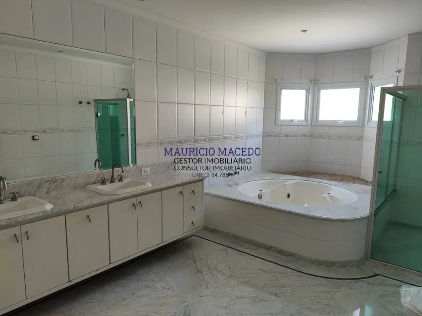 Foto 6 de Casa com 5 quartos para alugar, 840m2 em Alphaville Residencial Um, Barueri - SP