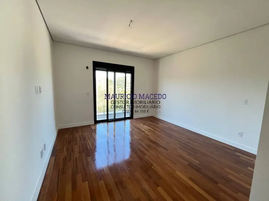 Casa com 4 quartos à venda, 570m2 em Alphaville, Santana De Parnaiba - SP - imagem 9 Foto 9 de Casa com 4 quartos à venda, 570m2 em Alphaville, Santana De Parnaiba - SP