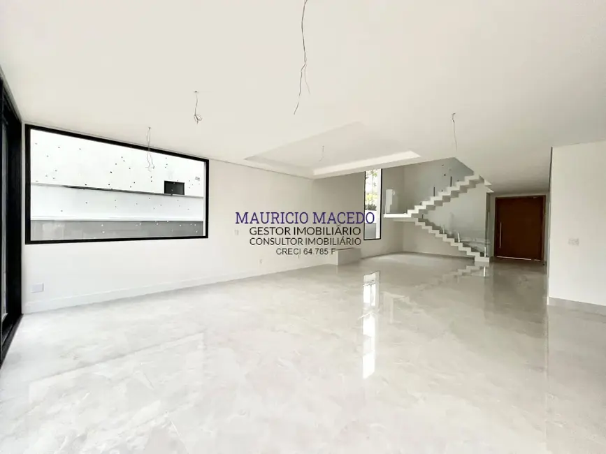 Casa com 4 quartos à venda, 570m2 em Alphaville, Santana De Parnaiba - SP - imagem 2 Foto 2 de Casa com 4 quartos à venda, 570m2 em Alphaville, Santana De Parnaiba - SP