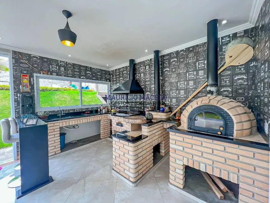 Foto 4 de Casa com 4 quartos à venda, 560m2 em Jandira - SP