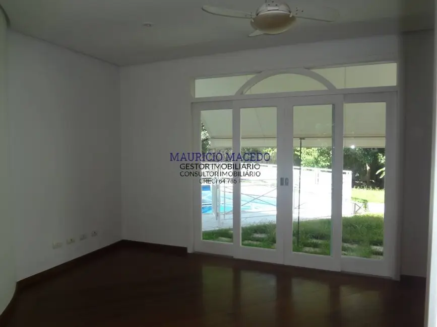 Foto 3 de Casa com 5 quartos para alugar, 800m2 em Alphaville, Santana De Parnaiba - SP