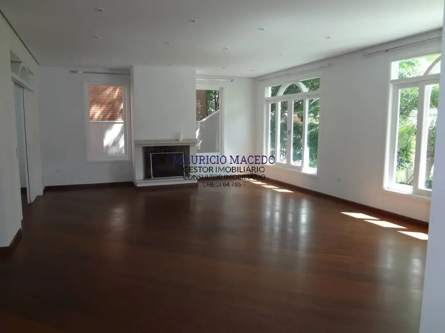 Foto 2 de Casa com 5 quartos para alugar, 800m2 em Alphaville, Santana De Parnaiba - SP