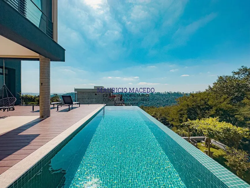 Foto 2 de Casa com 4 quartos à venda, 580m2 em Santana De Parnaiba - SP