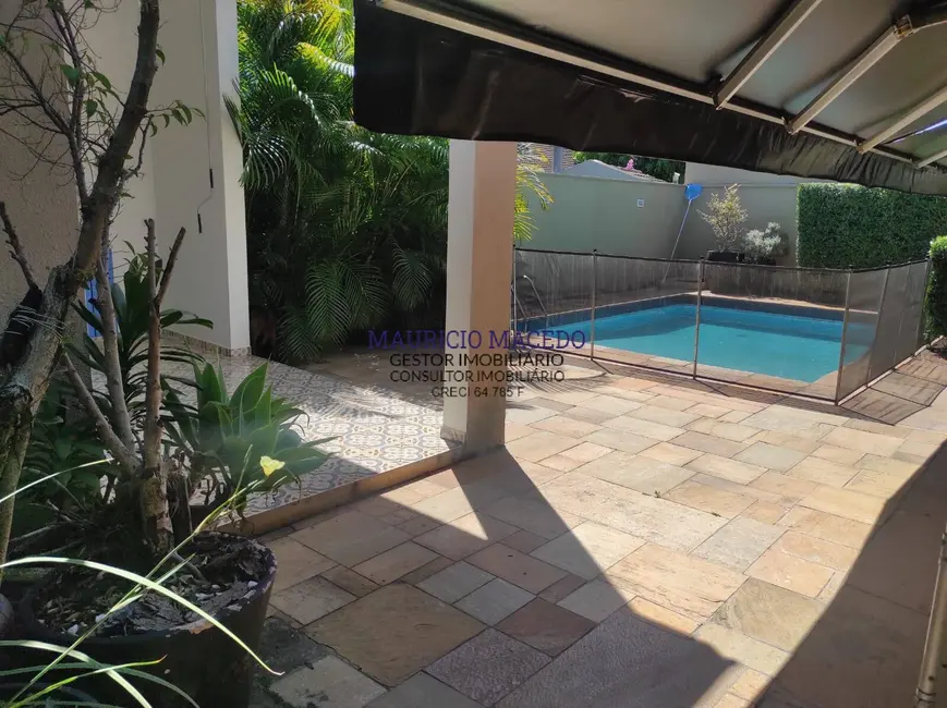 Casa com 4 quartos para alugar, 400m2 em Alphaville Residencial Dois, Barueri - SP - imagem 6 Foto 6 de Casa com 4 quartos para alugar, 400m2 em Alphaville Residencial Dois, Barueri - SP