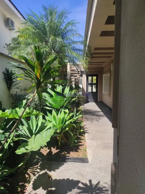 Casa com 4 quartos para alugar, 400m2 em Alphaville Residencial Dois, Barueri - SP - imagem 7 Foto 7 de Casa com 4 quartos para alugar, 400m2 em Alphaville Residencial Dois, Barueri - SP